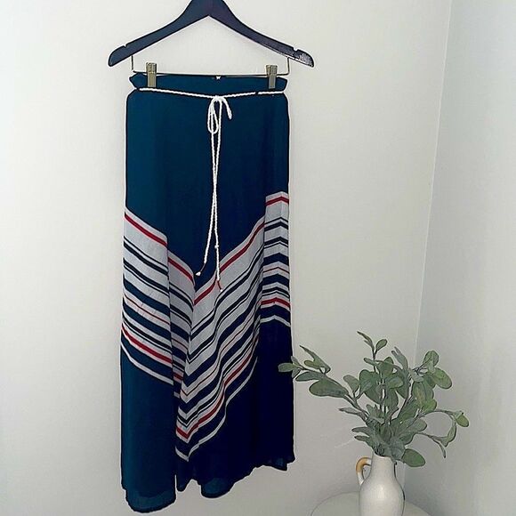 Tommy Hilfiger‎ Navy Maxi Skirt. Size 2 - Picture 1 of 9